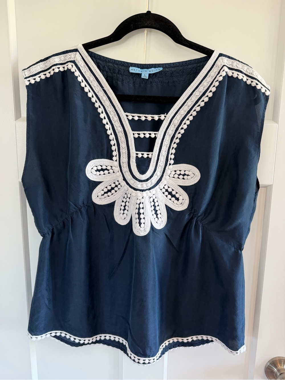ANTONIO MELANI SZ Large Navy Blue Tunic with White Crochet Trim 💯 Silk